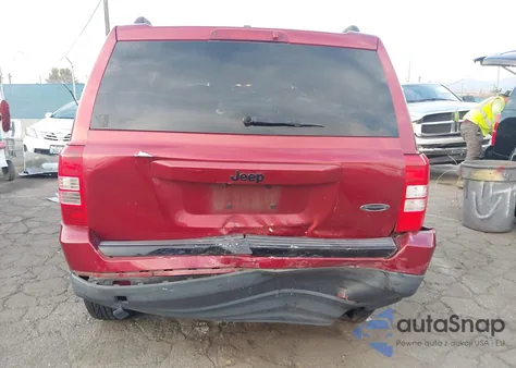 2015 Jeep Patriot Altitude Edition из США, поврежденный, VIN 1C4NJPBA1FD371994